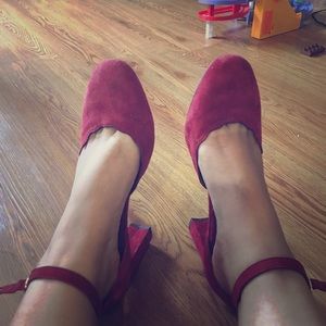 Aerosoles Red Suede heels